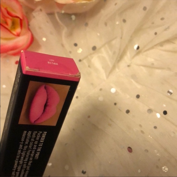 💎👄 Powder Puff 💎💄 Fo’Yo Lipssssssss 👄 Pucker Up - Picture 4 of 4